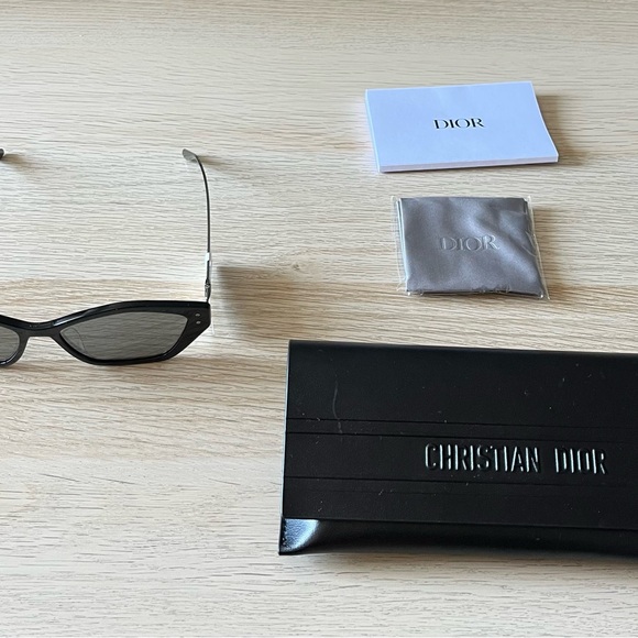 DIOR SUNGLASSES : MISS DIOR S1UC_12B0 - Picture 2 of 13